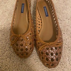 New In Box Margaux Demi Woven Leather Flats - 10